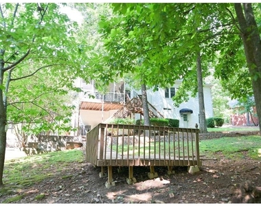 3885 Waterford Drive - Photo Thumbnail 25