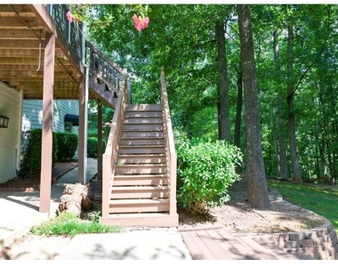 3885 Waterford Drive - Photo Thumbnail 24