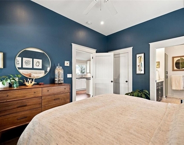 379 Patterson Avenue Se - Photo Thumbnail 15