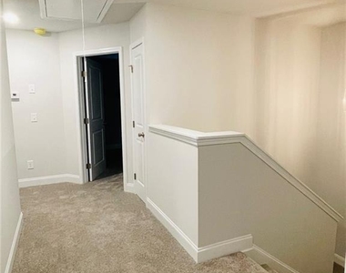 20 Strawberry Court - Photo Thumbnail 6