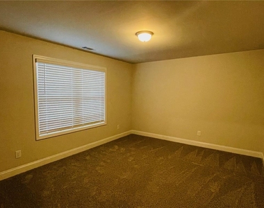 20 Strawberry Court - Photo Thumbnail 16