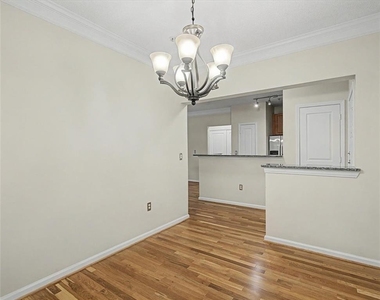 10 Perimeter Summit Boulevard Ne - Photo Thumbnail 5
