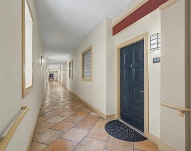 10 Perimeter Summit Boulevard Ne - Photo Thumbnail 2