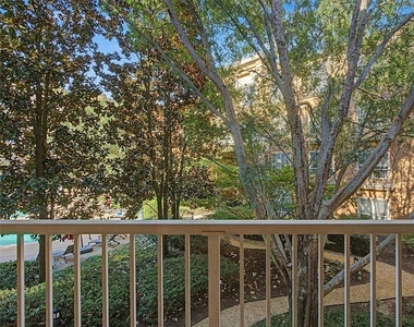 10 Perimeter Summit Boulevard Ne - Photo Thumbnail 10