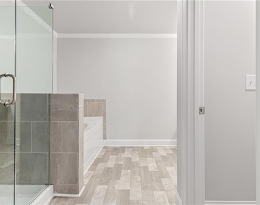 24 Richardson Street - Photo Thumbnail 24