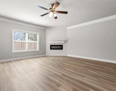 24 Richardson Street - Photo Thumbnail 4