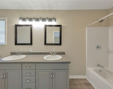 3849 Dillard Street - Photo Thumbnail 7
