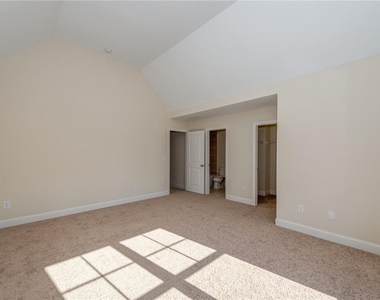 6220 Leeward Tide Court - Photo Thumbnail 20