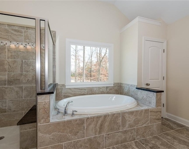 6220 Leeward Tide Court - Photo Thumbnail 25