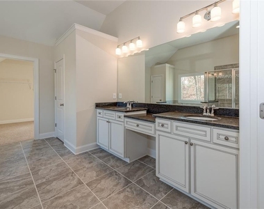 6220 Leeward Tide Court - Photo Thumbnail 24