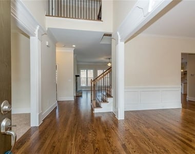 6220 Leeward Tide Court - Photo Thumbnail 3