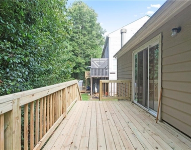 1041 Plantation Way Nw - Photo Thumbnail 15