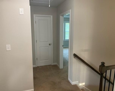 213 Winterset Circle - Photo Thumbnail 15