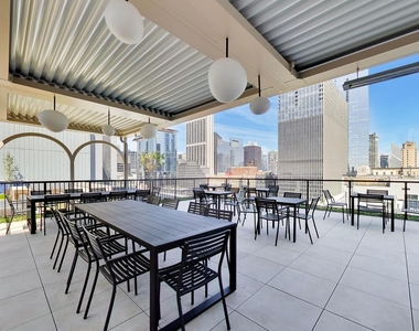 310 S Michigan Avenue - Photo Thumbnail 12