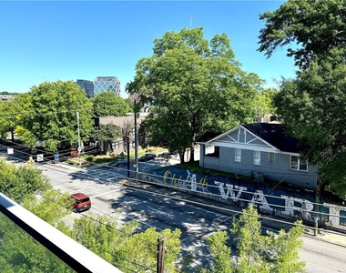 620 Glen Iris Drive Ne - Photo Thumbnail 12