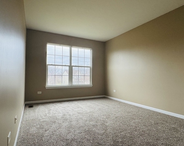 408 Clifton Lane - Photo Thumbnail 14