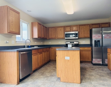 408 Clifton Lane - Photo Thumbnail 2