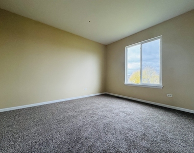 408 Clifton Lane - Photo Thumbnail 15