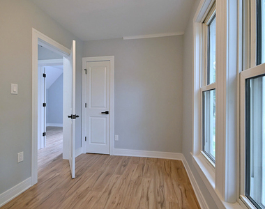 6424 Sinclair Avenue - Photo Thumbnail 38
