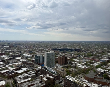 655 W Irving Park Road - Photo Thumbnail 10