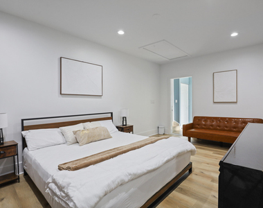 7125 Simpson Street - Photo Thumbnail 28