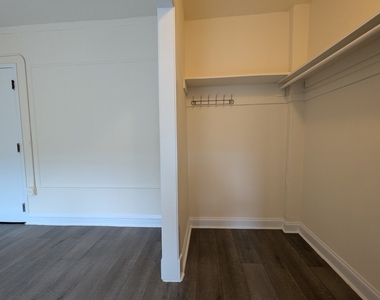 5417 N Kenmore Avenue - Photo Thumbnail 16