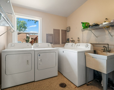 627 Chardonnay Lane - Photo Thumbnail 17