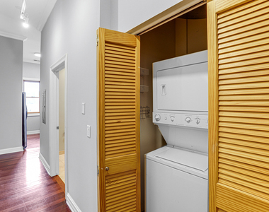 4755 N Washtenaw Avenue - Photo Thumbnail 20