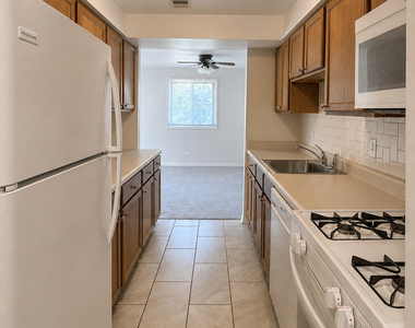 245 W Main Street - Photo Thumbnail 5
