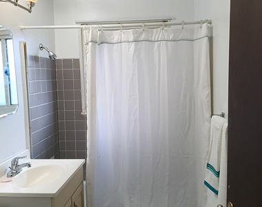 13 Hemlock Street - Photo Thumbnail 12