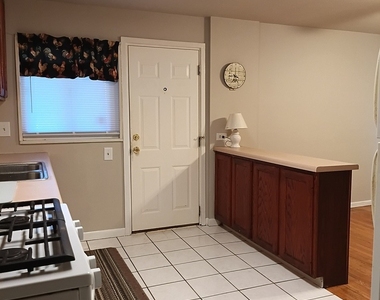 13 Hemlock Street - Photo Thumbnail 6