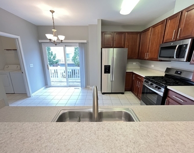 2009 Concord Drive - Photo Thumbnail 2