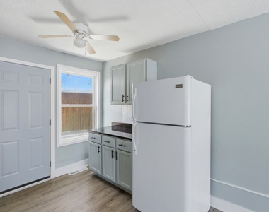 12300 S Elizabeth Street - Photo Thumbnail 5