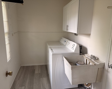 1815 Beach Road - Photo Thumbnail 6