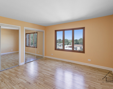 6540 W Irving Park Road - Photo Thumbnail 9