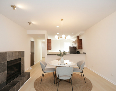 1223 E 52nd Street - Photo Thumbnail 2