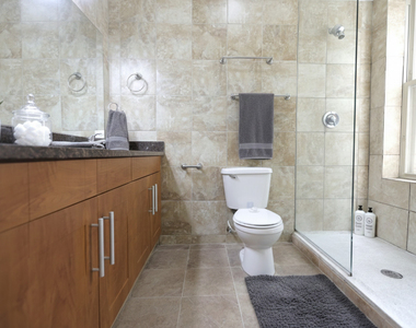 1223 E 52nd Street - Photo Thumbnail 7