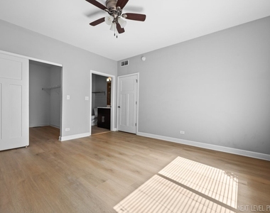 819 Asbury Drive - Photo Thumbnail 13