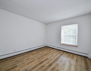 5125 Blodgett Avenue - Photo Thumbnail 14