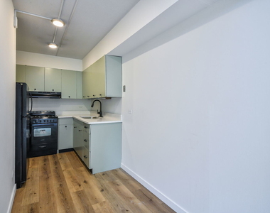 5125 Blodgett Avenue - Photo Thumbnail 9