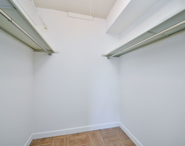 5125 Blodgett Avenue - Photo Thumbnail 12