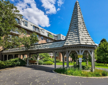 5125 Blodgett Avenue - Photo Thumbnail 2