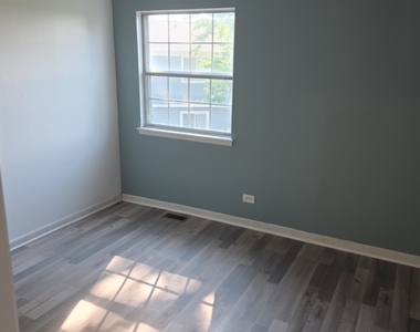 505 Nebraska Circle - Photo Thumbnail 5