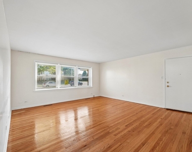 10350 Canterbury Street - Photo Thumbnail 2