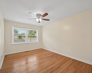 10350 Canterbury Street - Photo Thumbnail 12