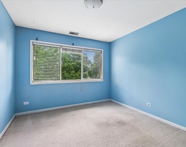 441 Park Ridge Lane - Photo Thumbnail 6