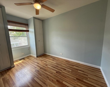 1305 Kingsbury Drive - Photo Thumbnail 8