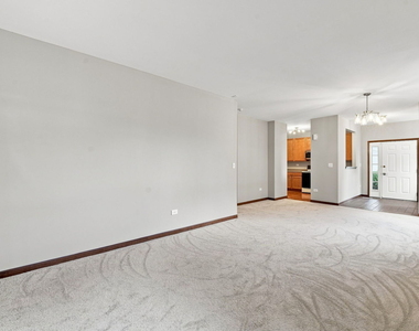 2532 Oneida Lane - Photo Thumbnail 9