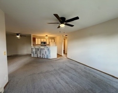 510 Cunat Boulevard - Photo Thumbnail 2