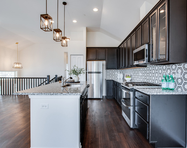4470 Monroe Court - Photo Thumbnail 9